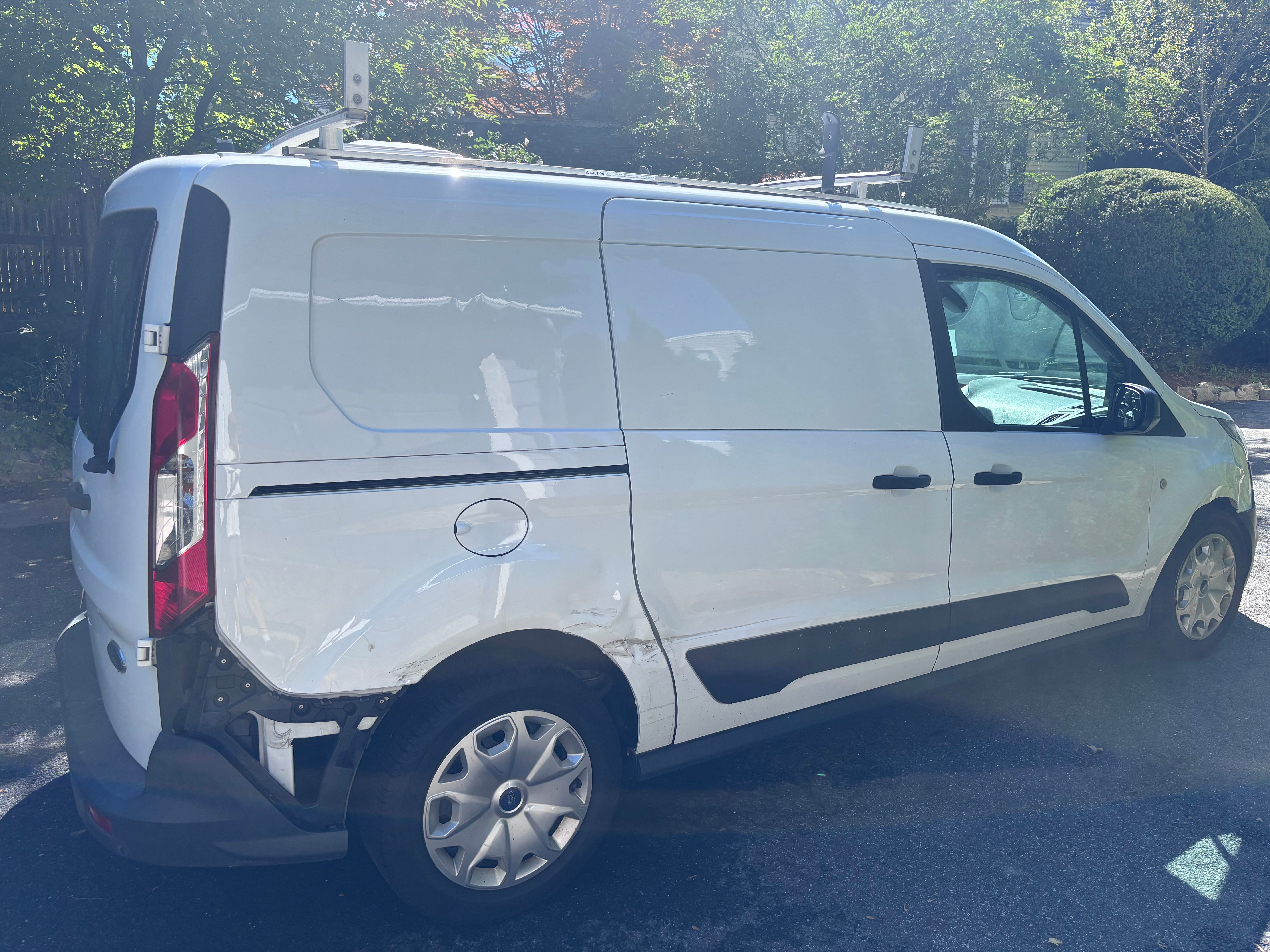 Used 2018 Ford Transit Connect XL FWD image 2