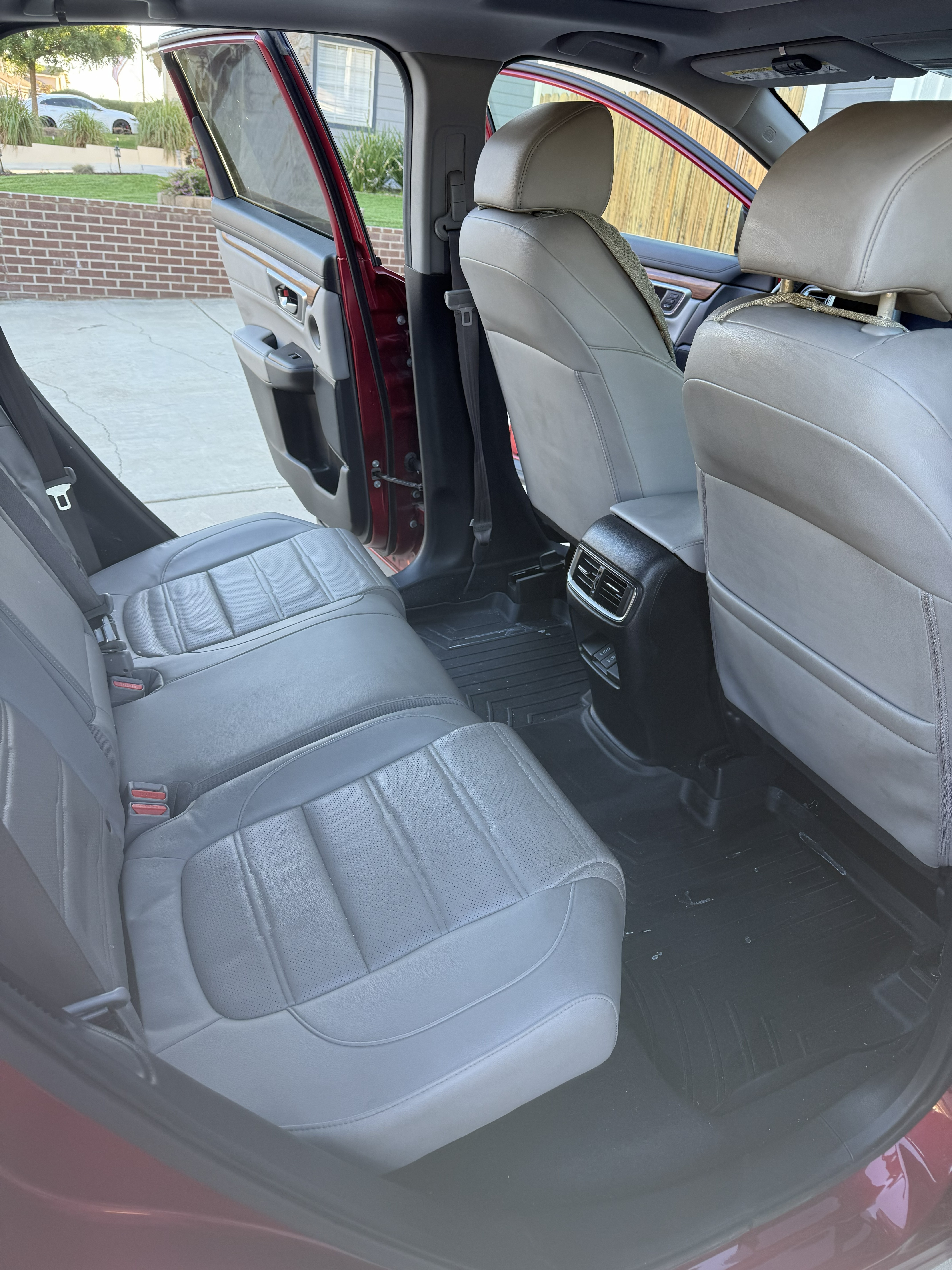 Used 2021 Honda CR-V Touring image 11