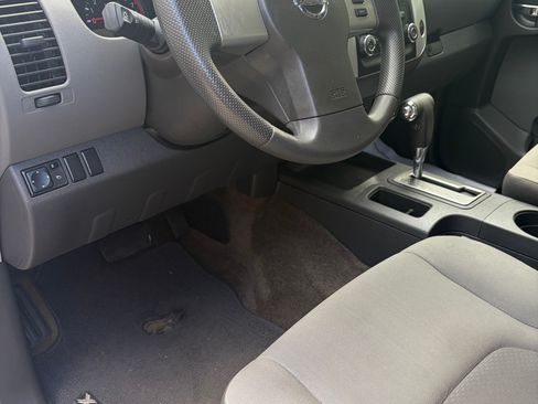 Used 2013 Nissan Xterra S w/ Value Package AWD/4WD image 8