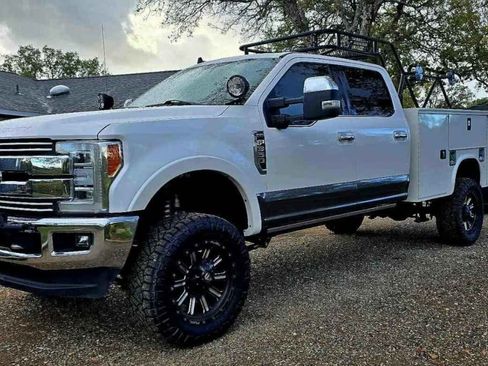 Used 2019 Ford F350 King Ranch w/ King Ranch Ultimate Package image 9