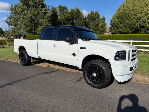 Used 2006 Ford F350 XLT AWD/4WD image 9