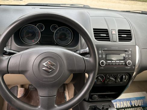 Used 2012 Suzuki SX4 LE image 6