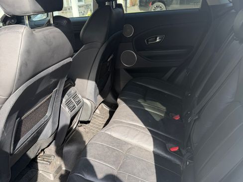 Used 2019 Land Rover Range Rover Evoque image 8