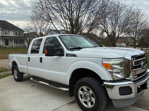 Used 2013 Ford F250 XLT image 2