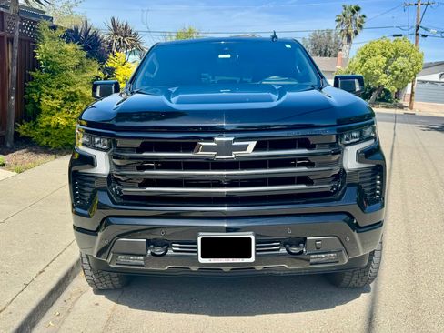 Used 2024 Chevrolet Silverado 1500 High Country w/ Midnight Edition image 28