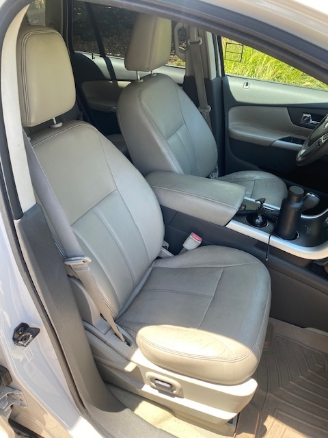 Used 2011 Ford Edge SEL w/ 202A Rapid Spec Order Code FWD image 10
