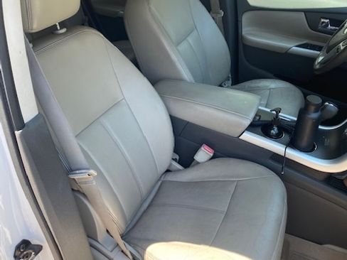 Used 2011 Ford Edge SEL w/ 202A Rapid Spec Order Code FWD image 14