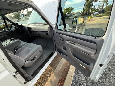 Used 1996 Ford F250 2WD Crew Cab image 21