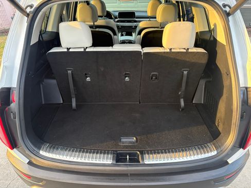 Used 2020 Kia Telluride SX w/ Towing Package image 19