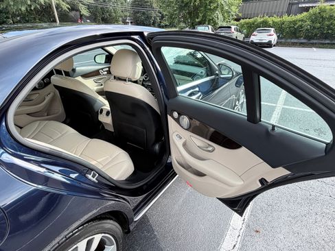 Used 2017 Mercedes-Benz C 300 Sedan image 12