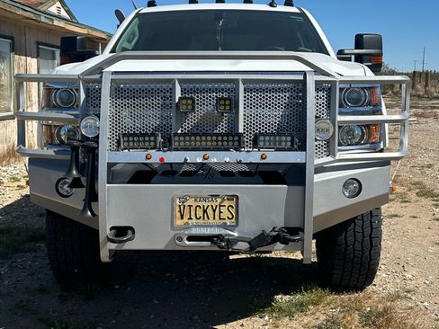 Used 2017 Chevrolet Silverado 2500 W/T w/ WT Convenience Package image 2