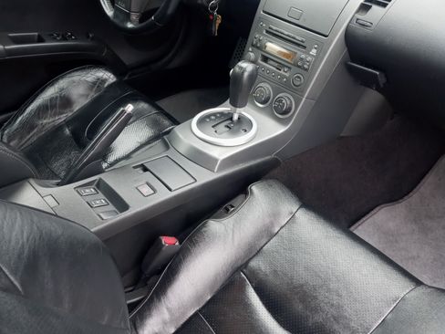 Used 2003 Nissan 350Z Touring image 5