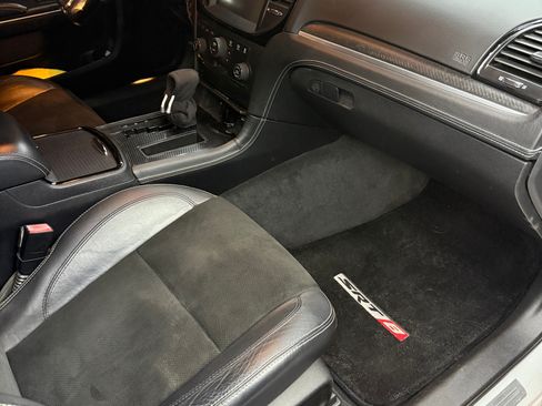 Used 2012 Chrysler 300 SRT8 w/ Leather Interior Group image 12