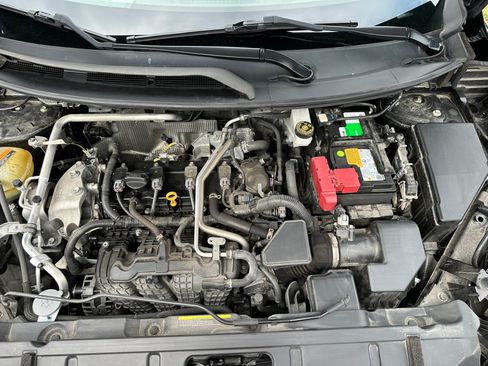 Used 2021 Nissan Rogue SV w/ Premium Package AWD/4WD image 18