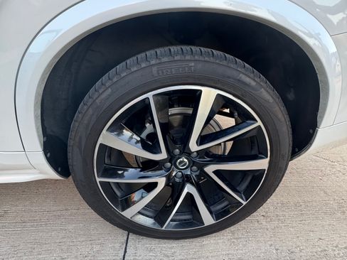 Used 2020 Volvo XC90 T6 Momentum image 23