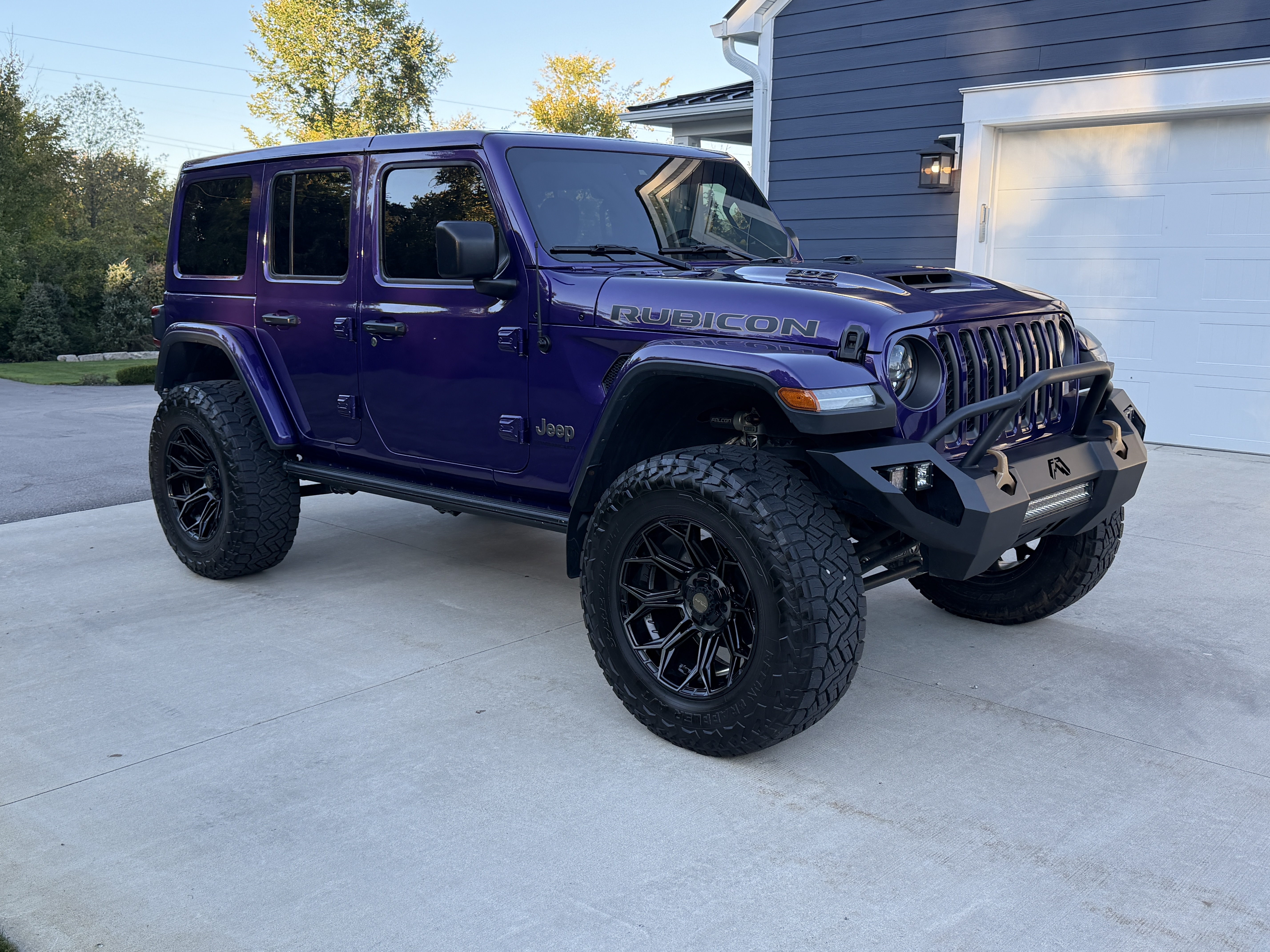 Used 2023 Jeep Wrangler Unlimited Rubicon 392 w/ Trailer Tow Package AWD/4WD image 15
