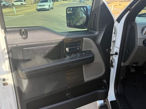 Used 2007 Lincoln Mark LT 2WD image 10