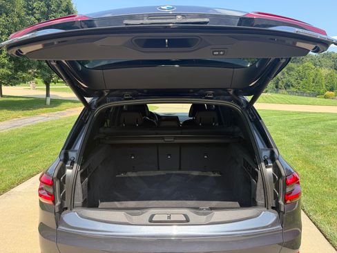 Used 2019 BMW X5 xDrive40i w/ Premium Package AWD/4WD image 6