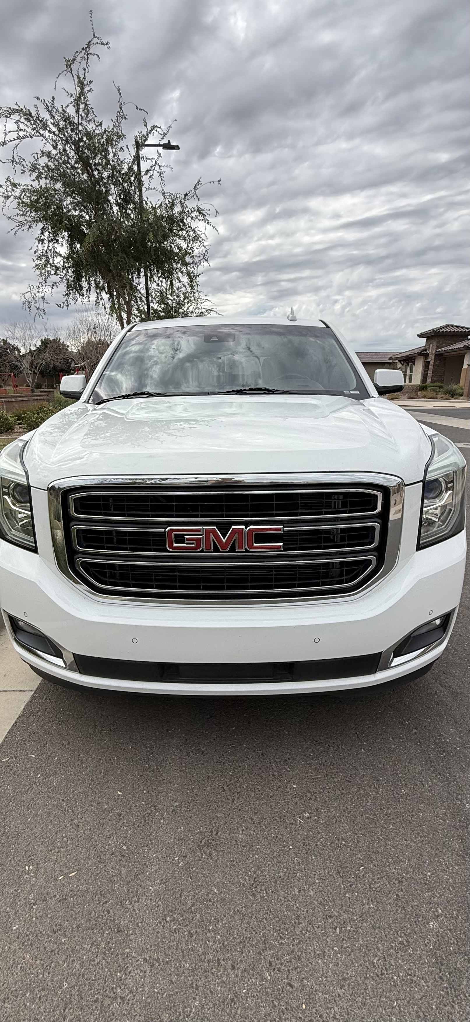Used 2015 GMC Yukon SLT w/ HD Trailering Package RWD image 2