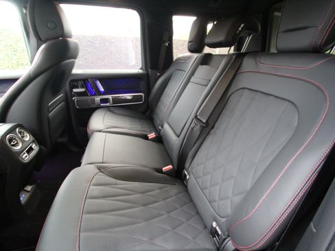 Used 2025 Mercedes-Benz G 63 AMG 4MATIC image 16