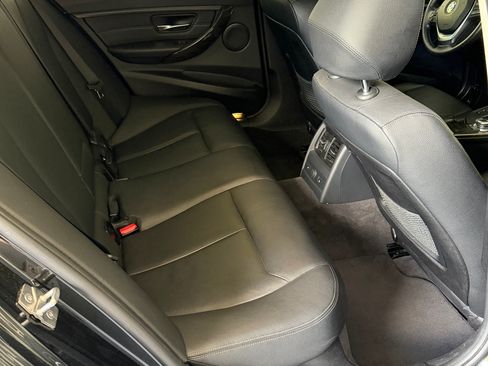 Used 2013 BMW 328i xDrive Sedan AWD/4WD image 12