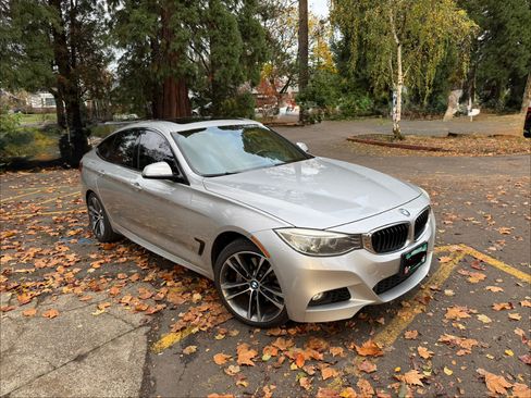 Used 2014 BMW 335i Gran Turismo xDrive image 4