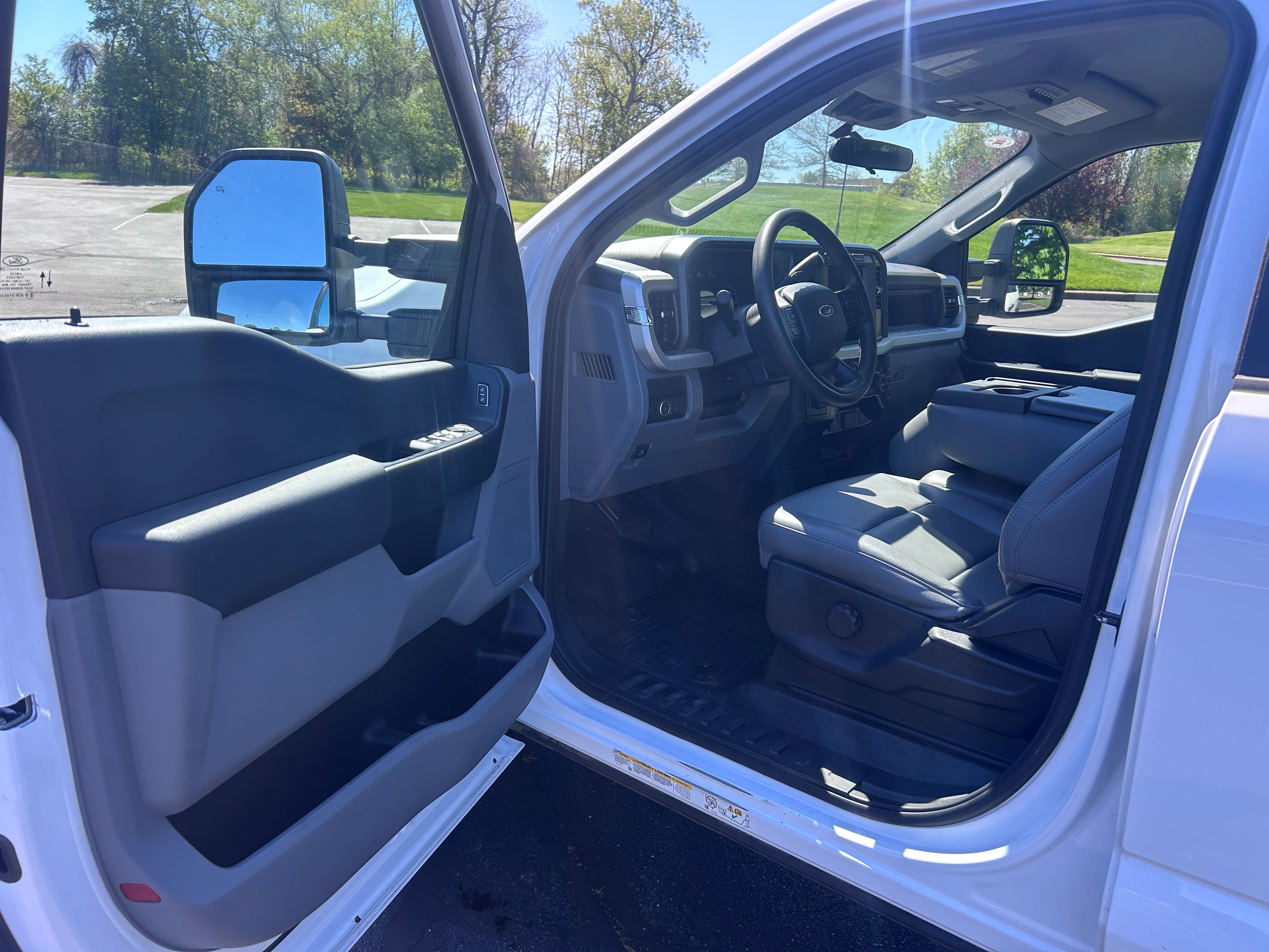 Used 2024 Ford F450 XL RWD image 9