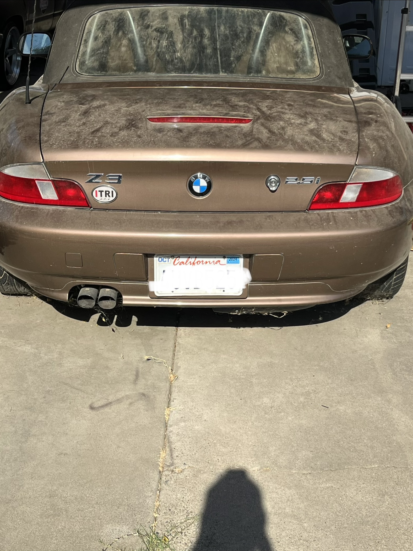 Used 2001 BMW Z3 2.5i RWD image 2