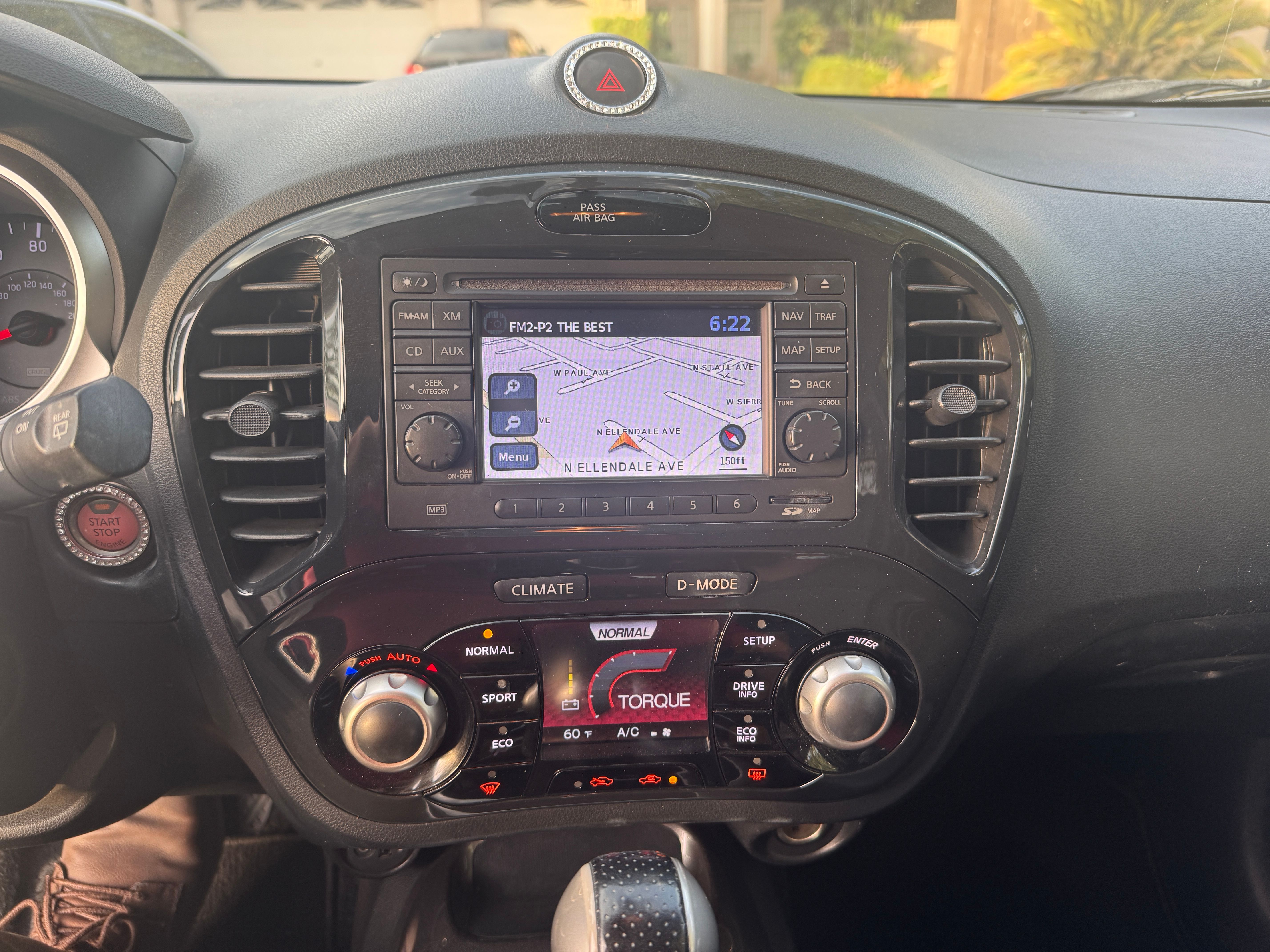Used 2012 Nissan Juke SL FWD image 5