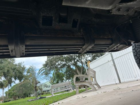 Used 2001 Ford Excursion Limited AWD/4WD image 16