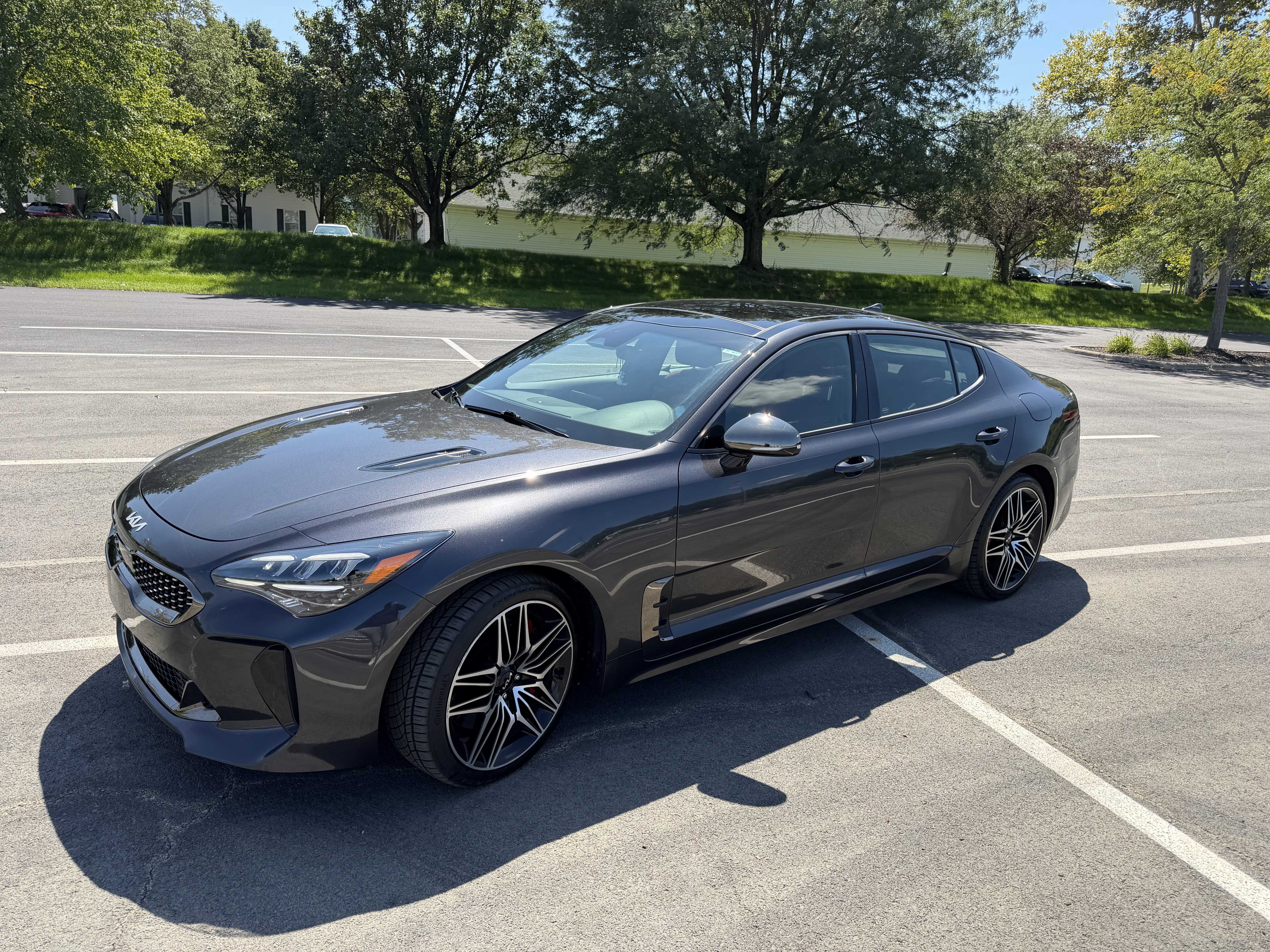 Used 2022 Kia Stinger GT1 w/ Red Interior Color Package AWD/4WD image 1