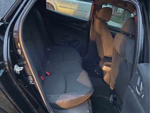 Used 2019 Honda Civic Sport image 10