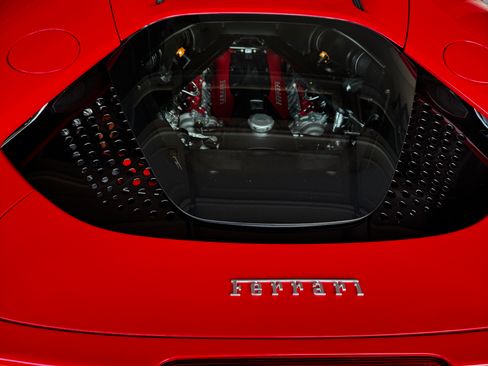 Used 2023 Ferrari SF90 Stradale image 11