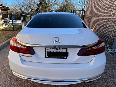 Used 2016 Honda Accord EX-L image 4