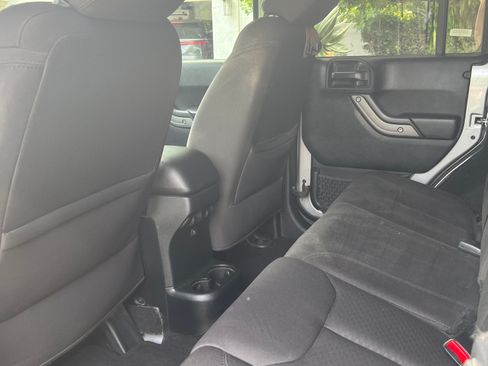 Used 2017 Jeep Wrangler Unlimited Sport w/ Quick Order Package 24S image 5