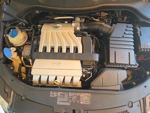 Used 2006 Volkswagen Passat 3.6 image 9