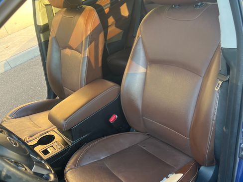 Used 2017 Subaru Outback 3.6R Touring w/ Popular Package #5A image 11