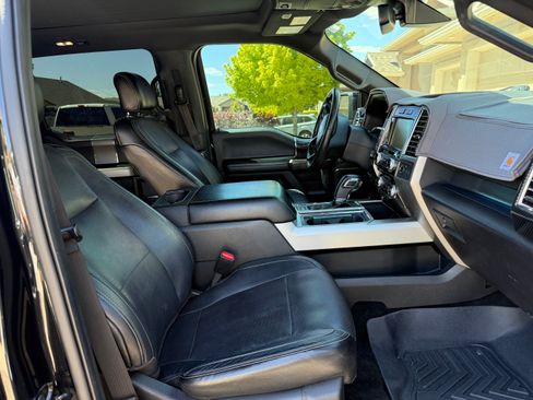 Used 2015 Ford F150 Lariat w/ Equipment Group 502A Luxury AWD/4WD image 11