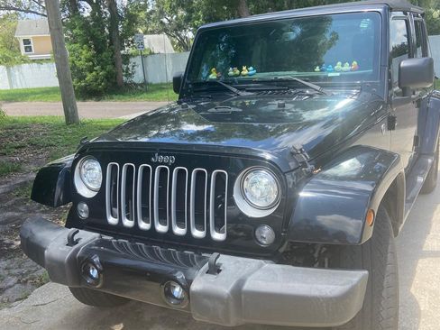 Used 2018 Jeep Wrangler Unlimited Sahara image 6