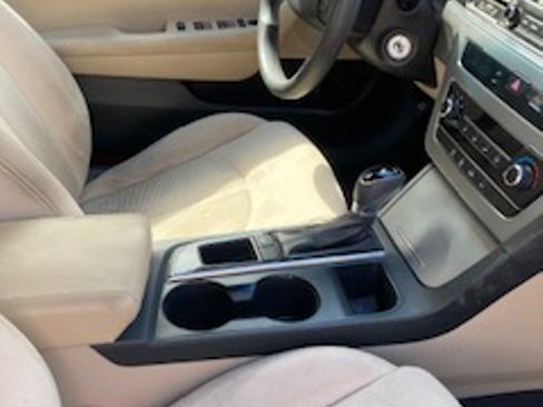 Used 2015 Hyundai Sonata SE FWD image 13
