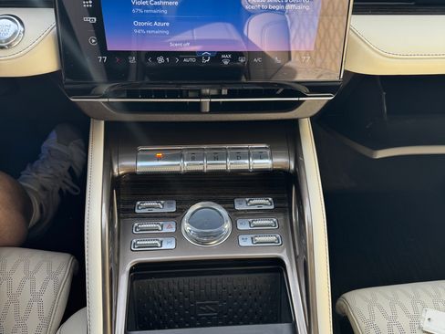 Used 2024 Lincoln Nautilus Black Label image 23