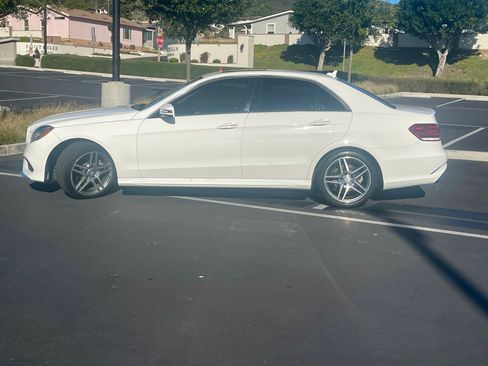 Used 2016 Mercedes-Benz E 350 Sedan image 6