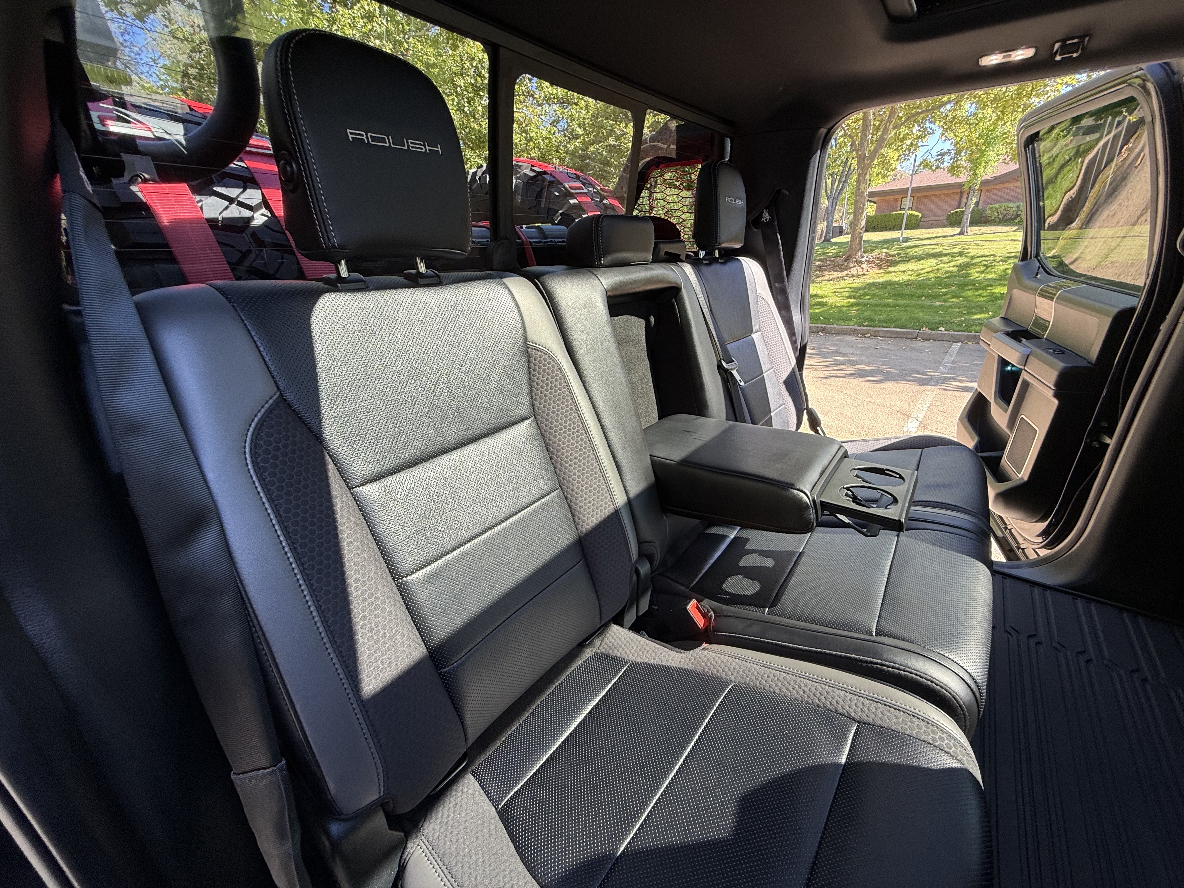 Used 2019 Ford F150 Raptor w/ Equipment Group 802A Luxury AWD/4WD image 27