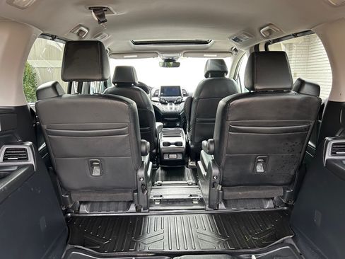 Used 2021 Honda Odyssey EX-L image 17