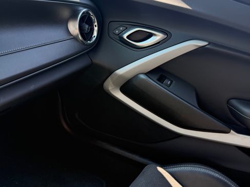 Used 2022 Chevrolet Camaro SS RWD image 14