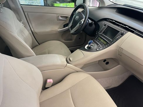 Used 2011 Toyota Prius Three w/ Navigation Pkg FWD image 17