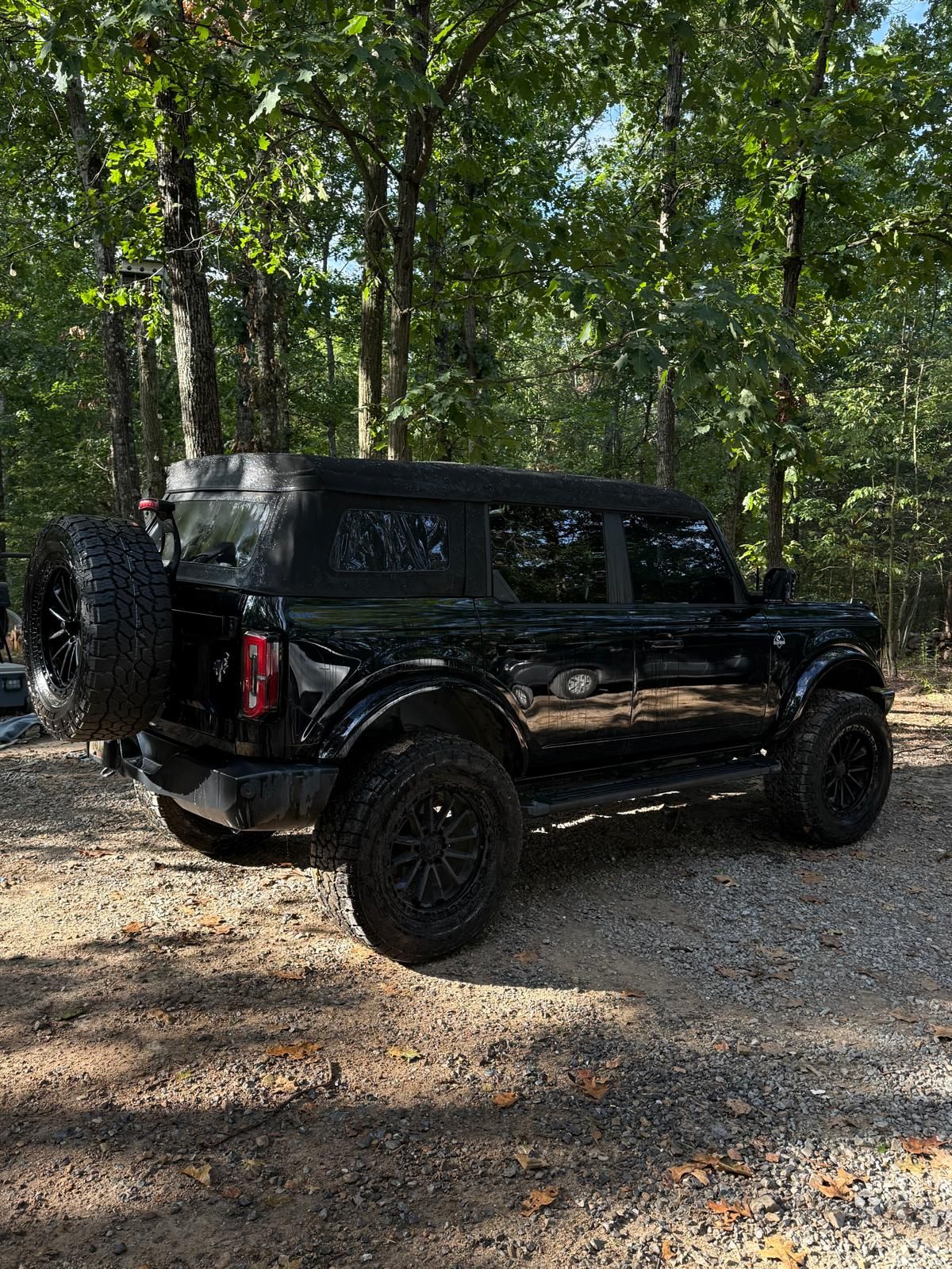 Used 2023 Ford Bronco Outer Banks AWD/4WD image 2