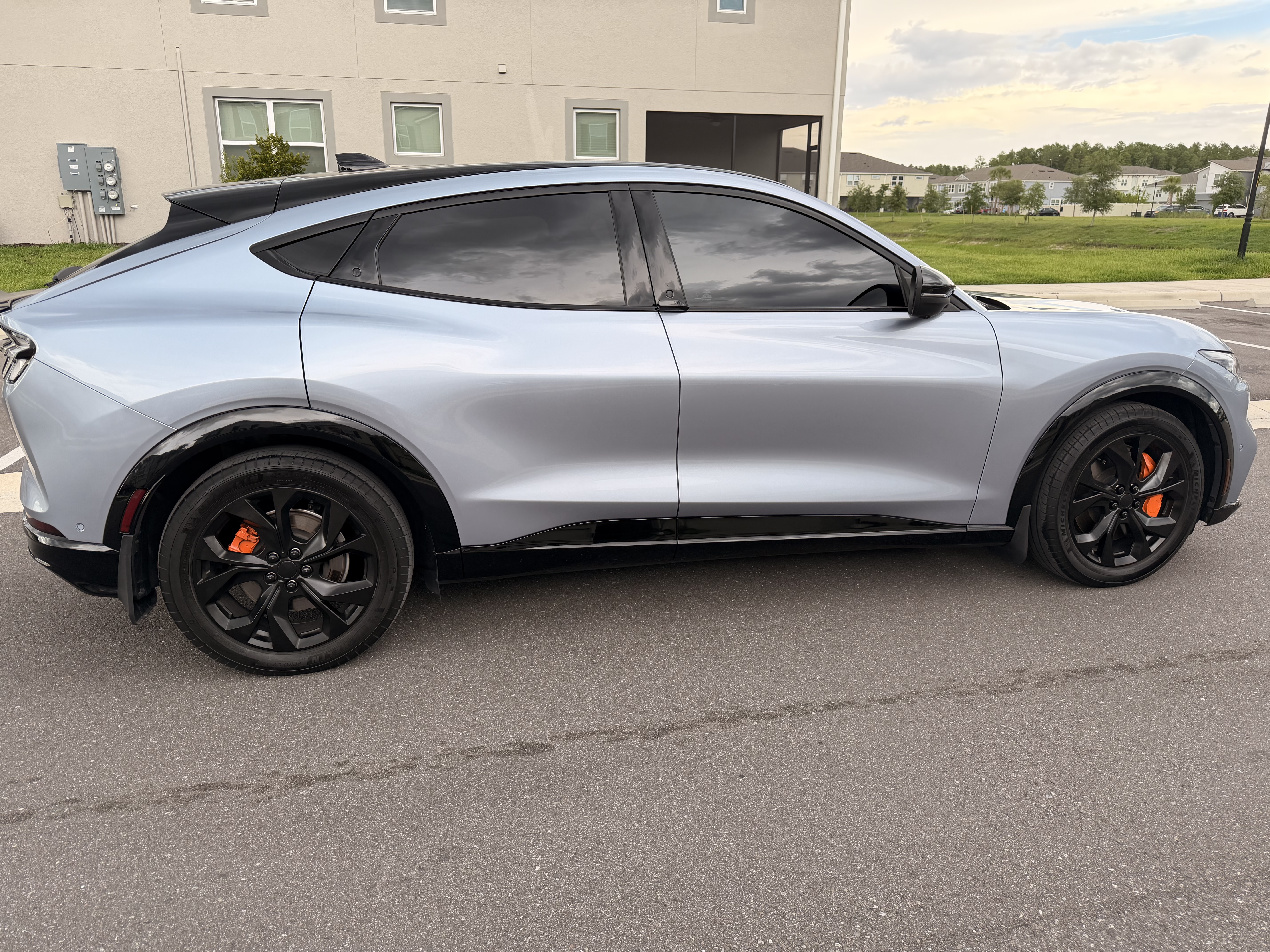 Used 2022 Ford Mustang Mach-E Premium RWD image 6