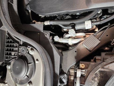 Used 2021 MINI Cooper S w/ Signature Upholstery Package image 18