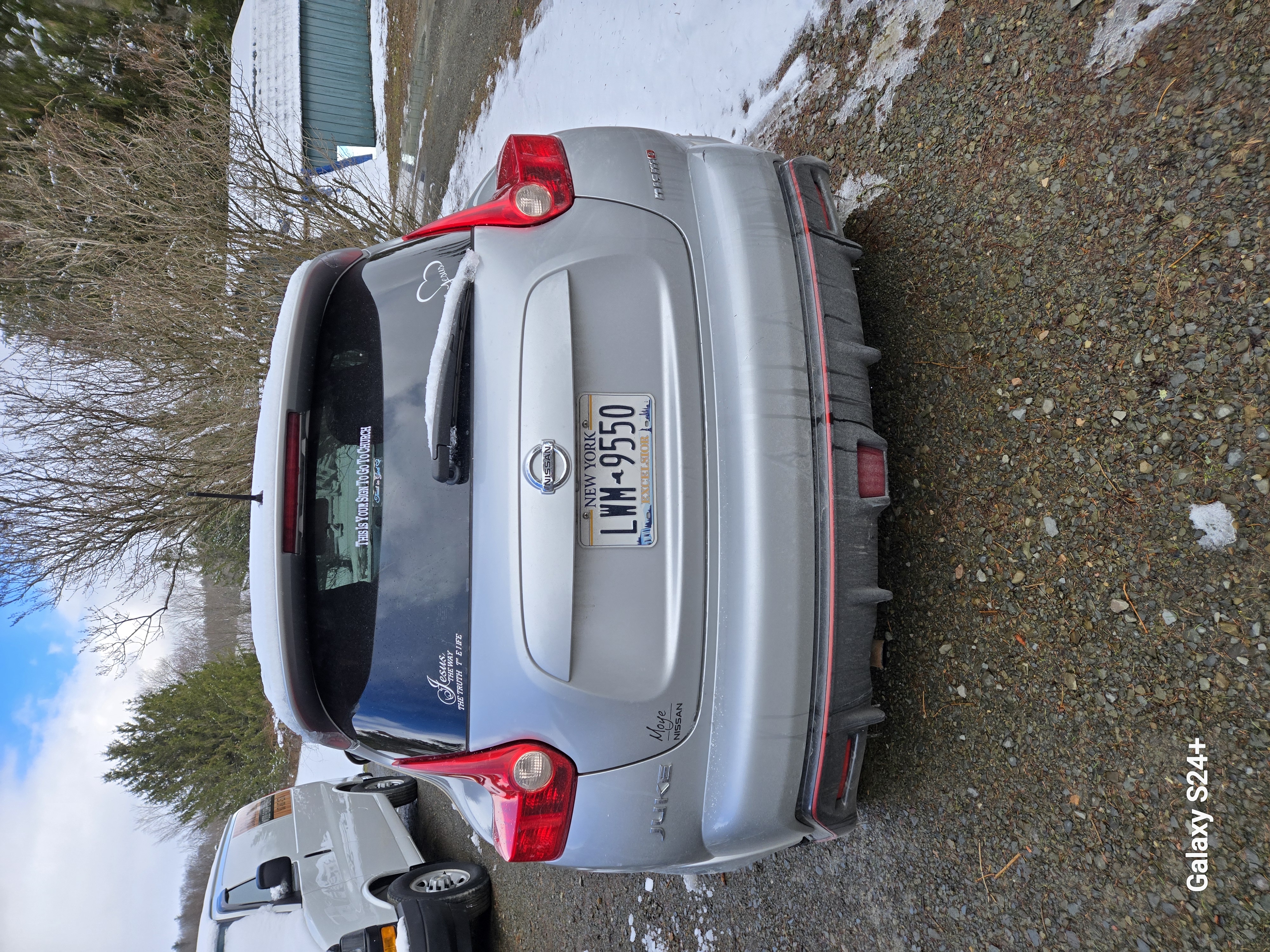 Used 2014 Nissan Juke NISMO w/ Navigation Package AWD/4WD image 2